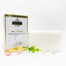 Lataa kuva Galleria-katseluun, 5D.Gluta.Clarifying Milk Soap Brightens Refines Skin Anti Aging SPF50+ Vitamin E Strengthens The Skin Immune System
