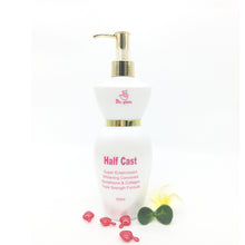 Lade das Bild in den Galerie-Viewer, Super Eclaircissant Whitening Concentre Glutathione &amp; Collagen Triple Strength Formula 300ML Body Lotion
