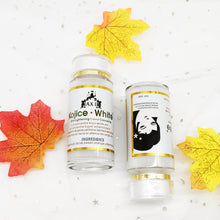 Load image into Gallery viewer, Skin Lightening Carrot Concentre Whiten Skin Eliminate Dark Spots White Spots and Acne Reduce Stretch Marks Serum with Vitamin C
